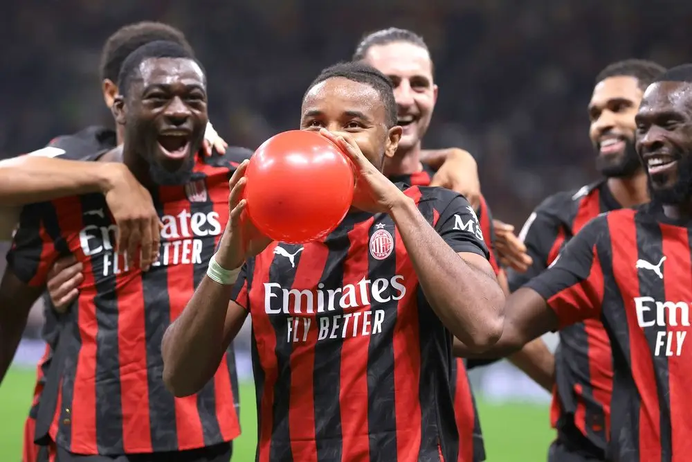 Cúp Italy- Milan tiếp tục chiến thắng: Đến đây nào, Napoli! - Ảnh 1.