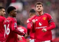 Ngoại hạng Anh: Arsenal dẫn đầu bảng xếp hạng, Man Utd tìm lại niềm vui chiến thắng