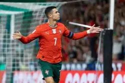 Ronaldo lập kỷ lục ghi bàn ở vòng loại World Cup