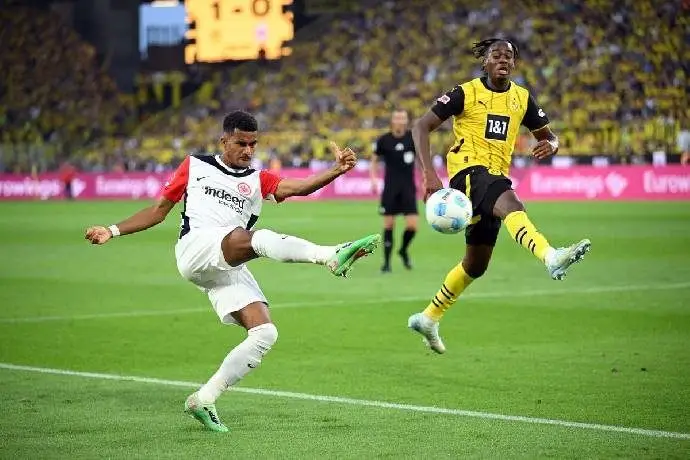 Soi kèo góc Frankfurt vs Dortmund, 00h30 ngày 29/10