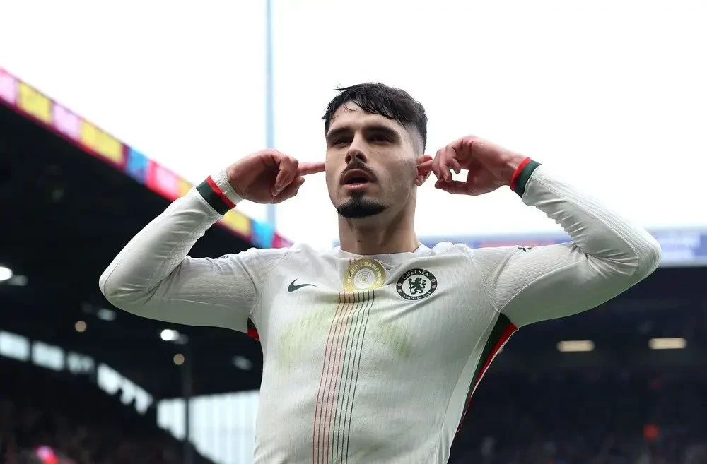 Neto rực sáng, Chelsea thách thức Arsenal - Ảnh 1.