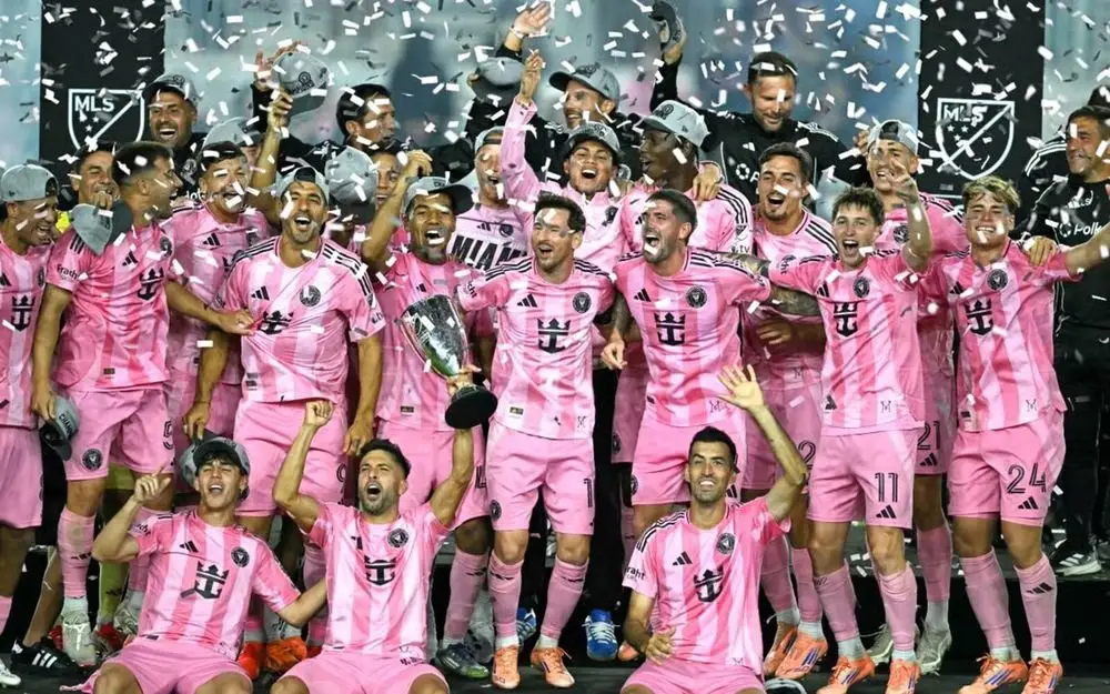 Messi kiến tạo, Inter Miami vô địch MLS khu vực miền Đông sau khi đại thắng khó tin ở chung kết - Ảnh 1.