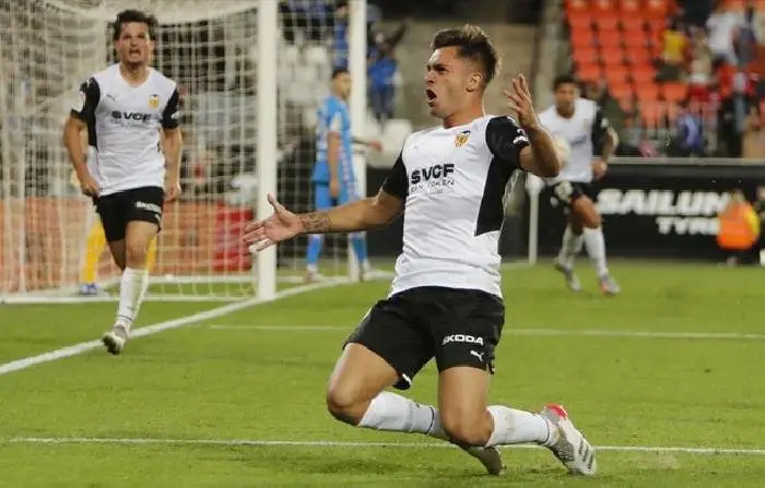 Siêu máy tính dự đoán Valencia vs Levante, 03h00 ngày 22/11