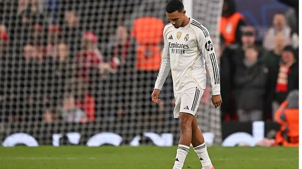 Trent Alexander-Arnold đón nhận những tiếng la ó trong ngày trở về Anfield - Ảnh 1.