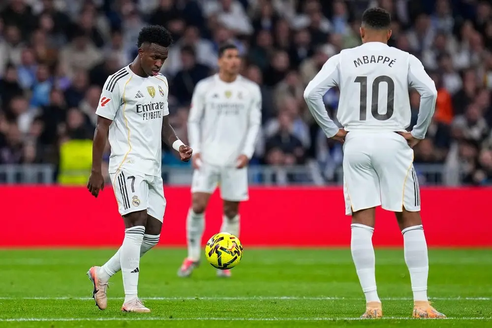 Champions League, 03h00 ngày 11/12, sân Bernabeu, Real Madrid-Man City: Man City tiễn Alonso ra đường? - Ảnh 1.