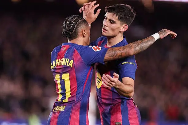 Tiền đạo Raphinha tiếp tục khẳng định vai trò then chốt trong hành trình chinh phục La Liga của Barcelona khi lập cú đúp, trực tiếp mang về chiến thắng 2-0 trước Osasuna ở vòng 1 Liga.