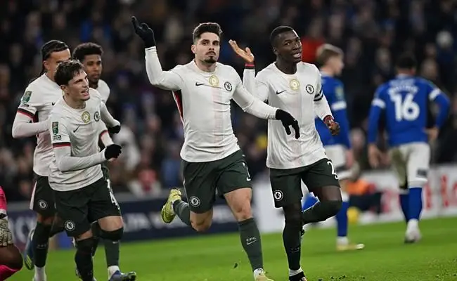 Enzo Maresca thừa nhận Chelsea gặp khó với dàn cầu thủ dự bị 1