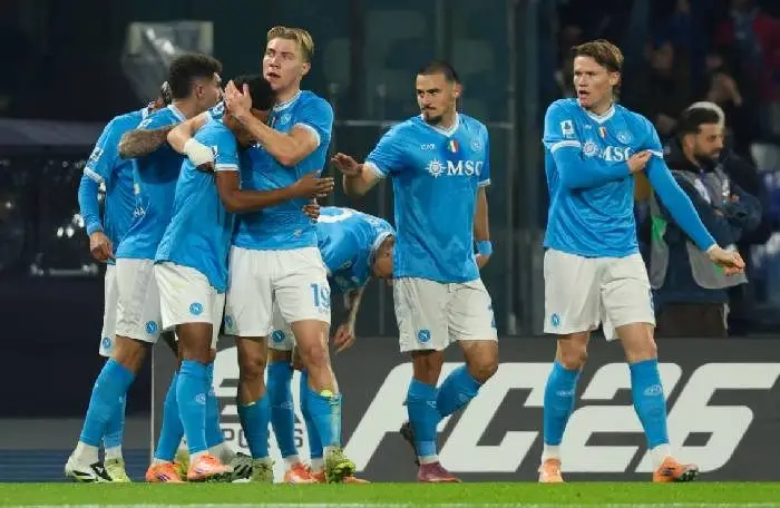 Soi kèo góc Napoli vs Bologna, 02h00 ngày 23/12