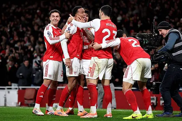 Arsenal vừa có màn trình diễn hủy diệt khi đè bẹp Aston Villa với tỷ số 4-1 ở vòng 19 Ngoại hạng Anh