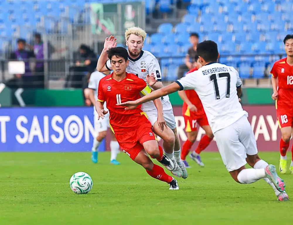Đội trưởng U23 Việt Nam thể hiện bản lĩnh đúng lúc - Ảnh 1.