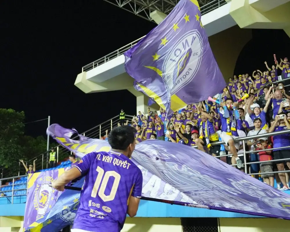 Giờ phán quyết huy chương V-League cho Hoàng Đức, Văn Quyết - Ảnh 1.