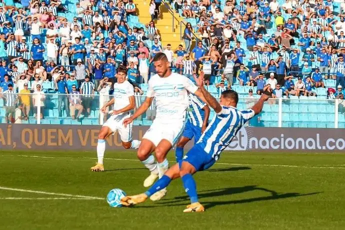 Nhận định, soi kèo Londrina vs Avai, 7h00 ngày 16/6: Níu chân nhau