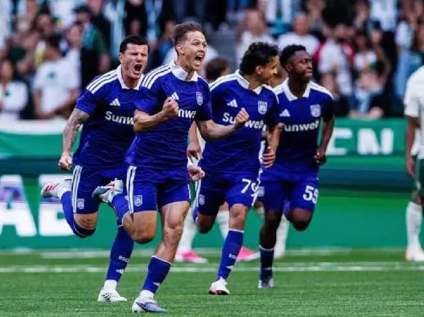 Kèo thẻ phạt Anderlecht vs Hammarby 01h30 ngày 31/7: Cơn mưa thẻ phạt