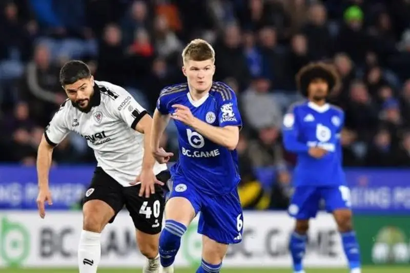 Nhận định, Soi kèo Bristol Rovers vs Leicester 01h00 ngày 15/07: Chiến thắng cho Bầy cáo - Ảnh 1