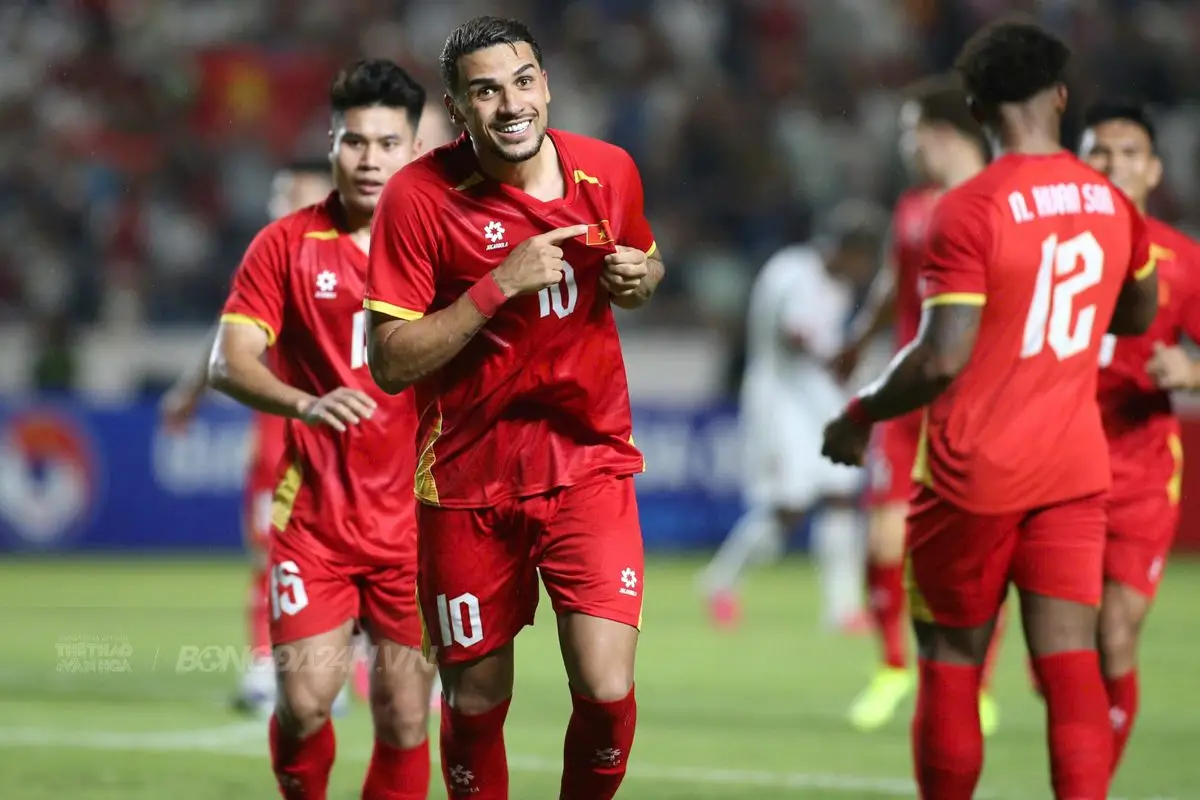 Hoang Hen dT Viet Nam vs Myanmar 18/7